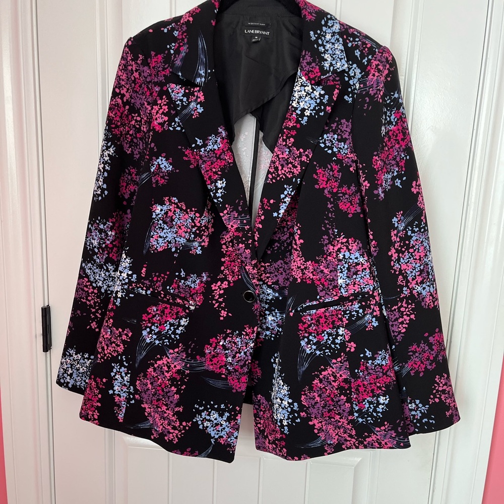 Lane Bryant Floral Blazer Size 18.  Gently used.